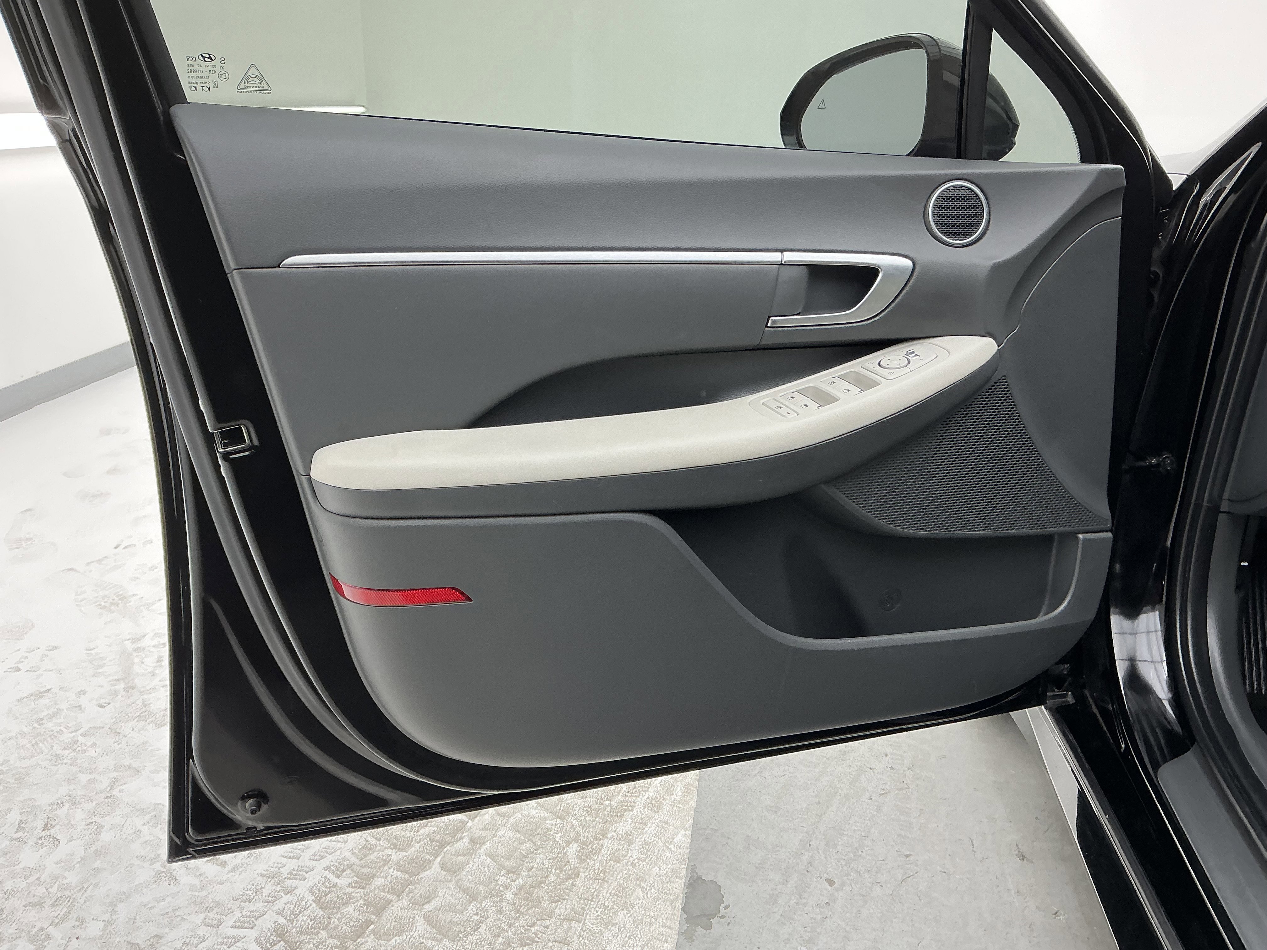 Used 2024 Hyundai Sonata SEL image 16