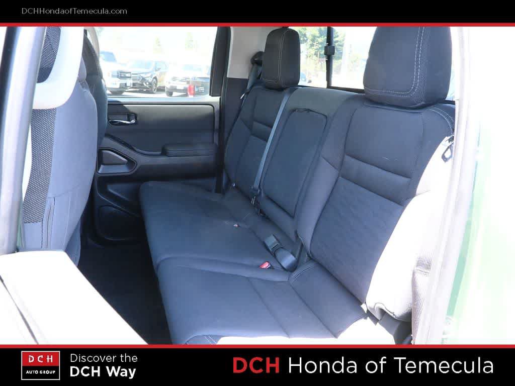 Used 2022 Nissan Frontier SV RWD image 18