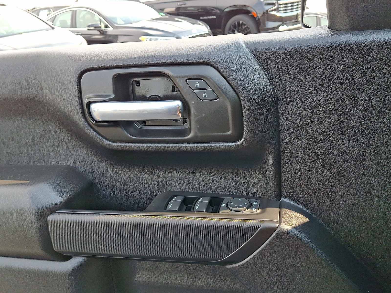Used 2022 Chevrolet Silverado 1500 Custom w/ LPO, Dark Essentials Package AWD/4WD image 24