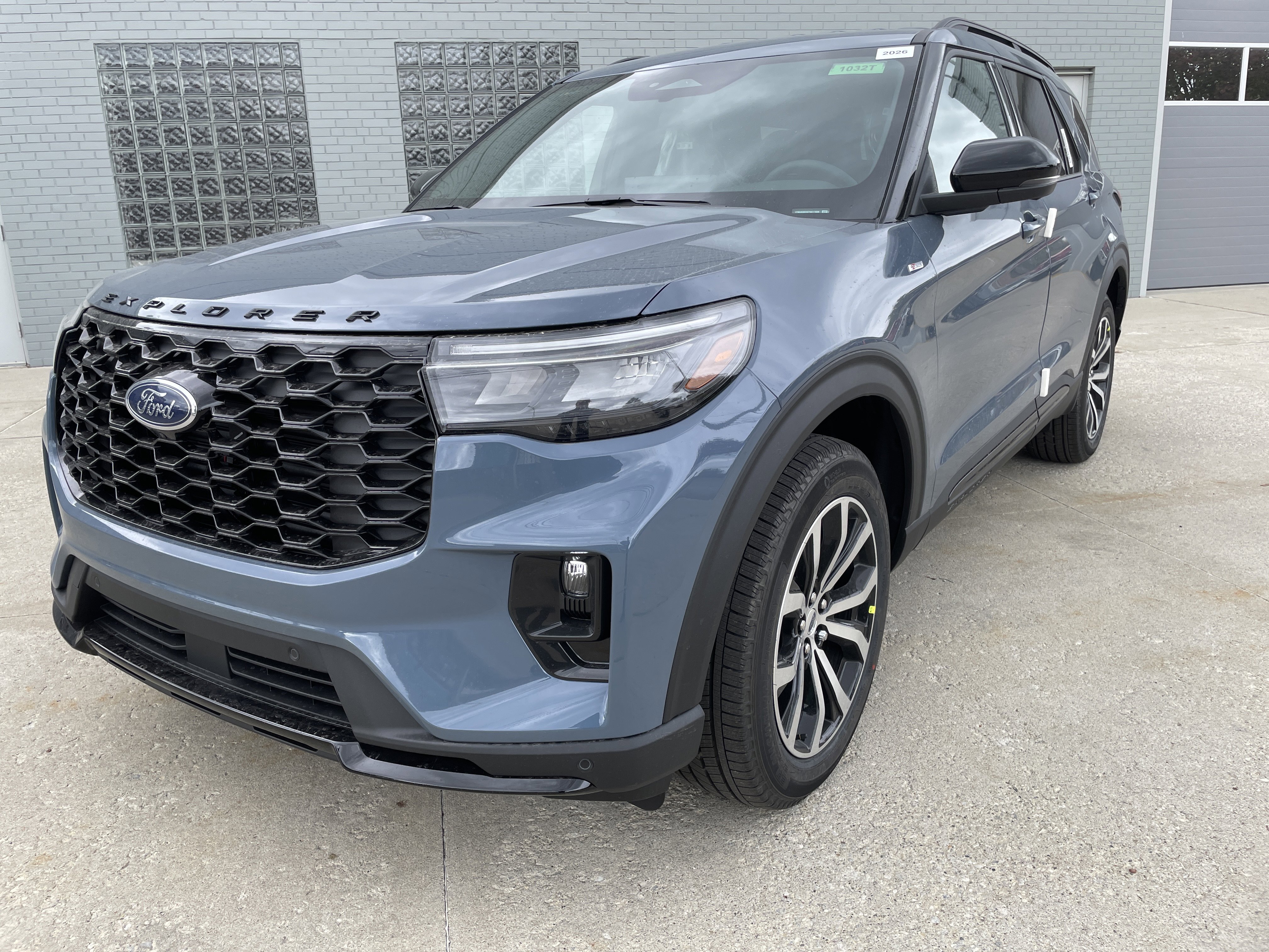 New 2026 Ford Explorer ST-Line image 9
