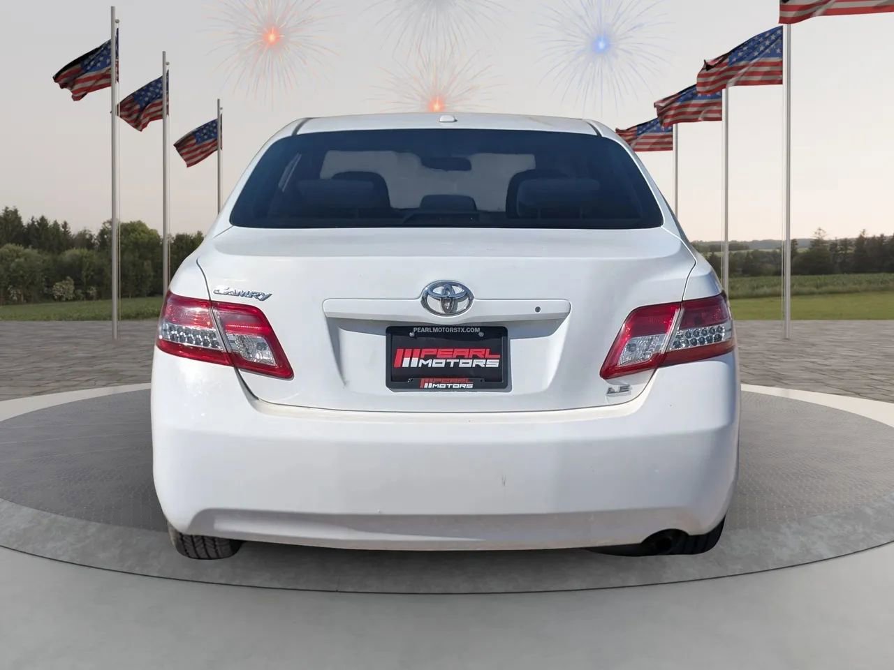 Used 2010 Toyota Camry LE image 6