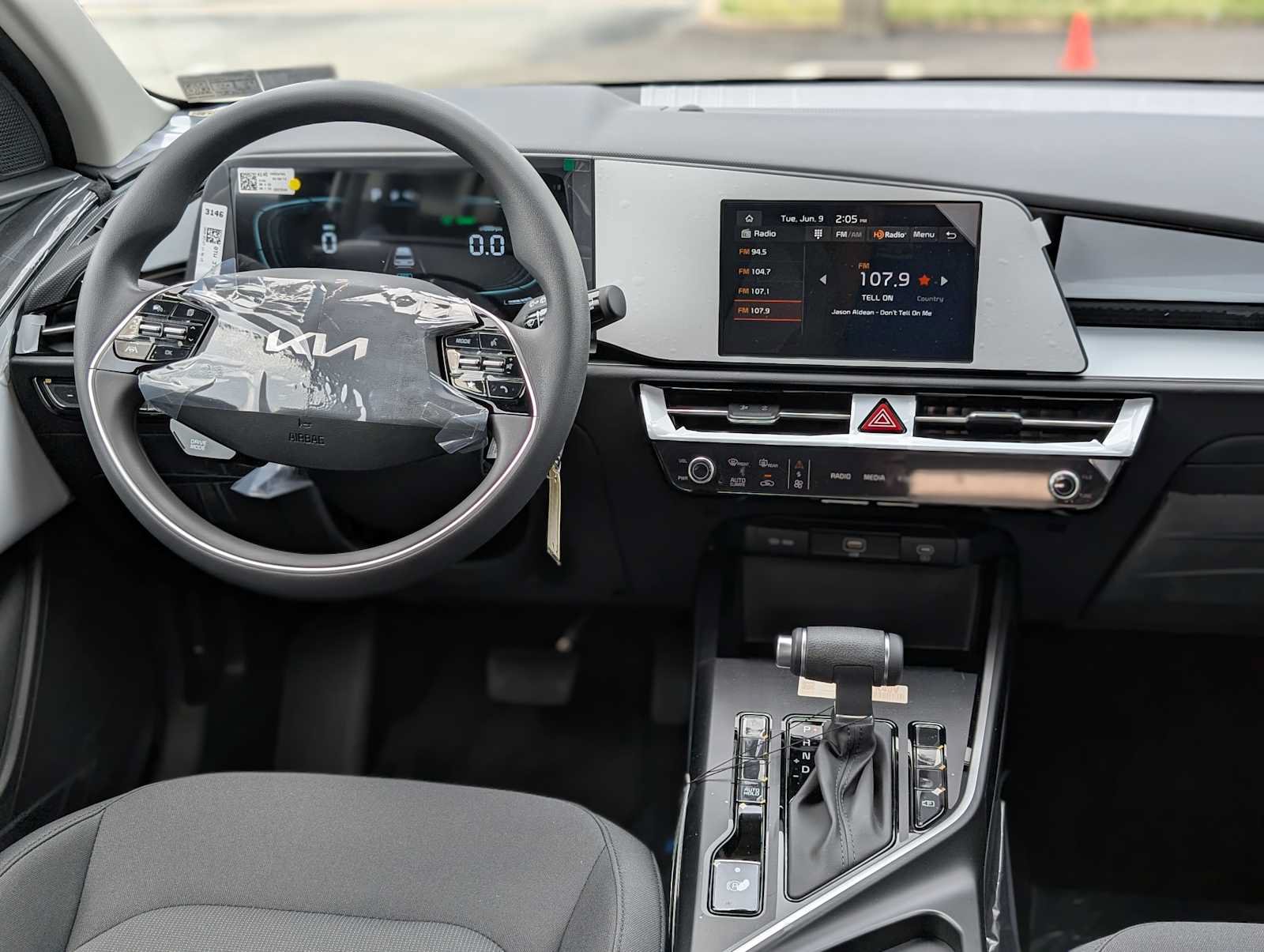 New 2026 Kia Niro LX FWD image 5