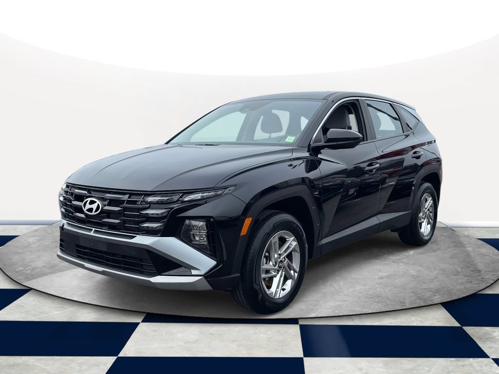 Certified 2025 Hyundai Tucson SE AWD/4WD image 2