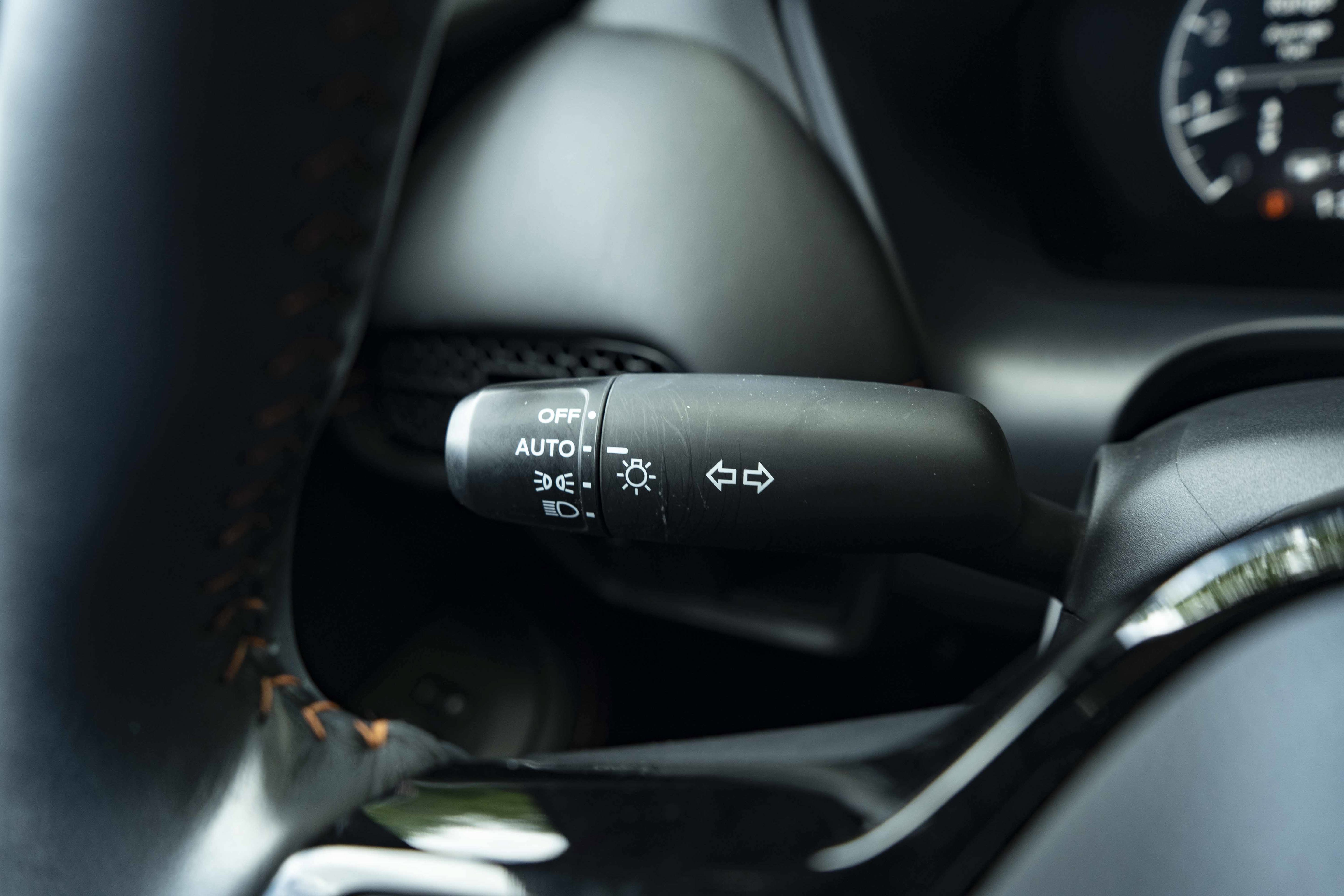 Certified 2025 Honda HR-V Sport image 23