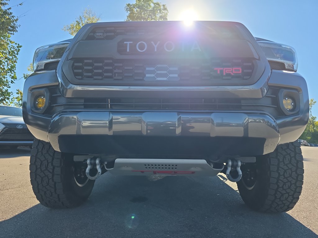 Used 2022 Toyota Tacoma TRD Sport w/ Technology Package AWD/4WD image 41