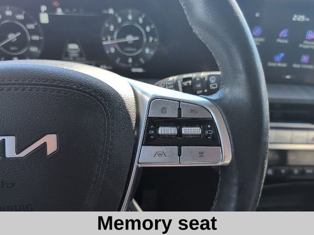 Used 2024 Kia Telluride SX Prestige image 8