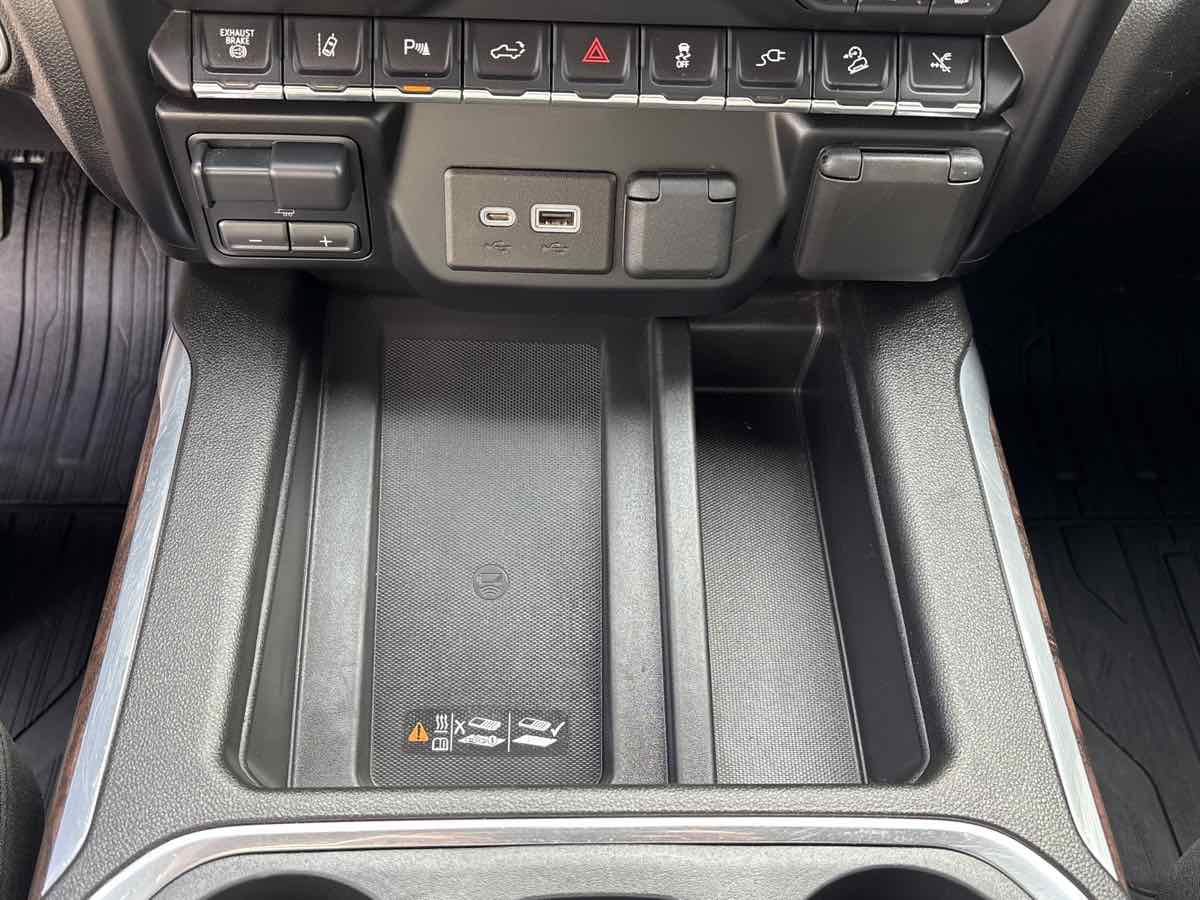 Used 2021 GMC Sierra 2500 Denali w/ Denali Ultimate Package AWD/4WD image 26