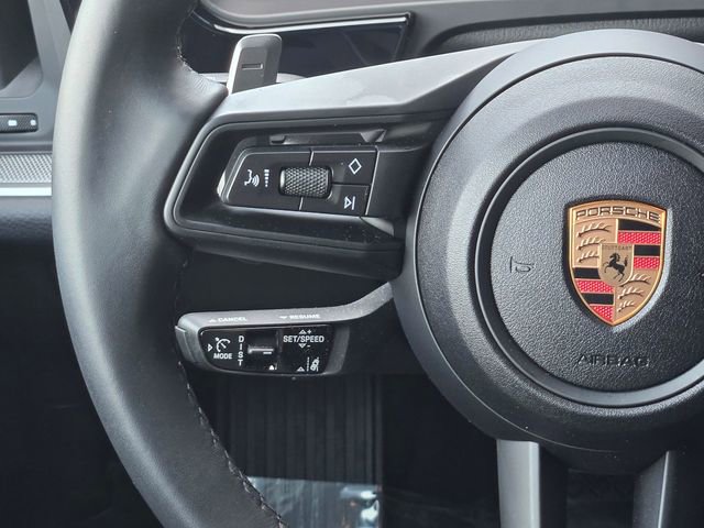 Used 2025 Porsche Cayenne image 16