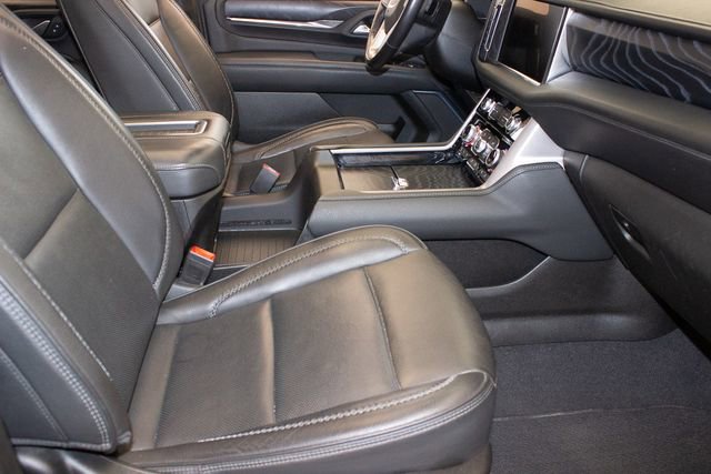 Used 2022 GMC Yukon XL Denali w/ Denali Premium Package image 10