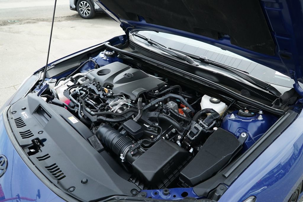 Used 2025 Toyota Camry SE FWD image 23