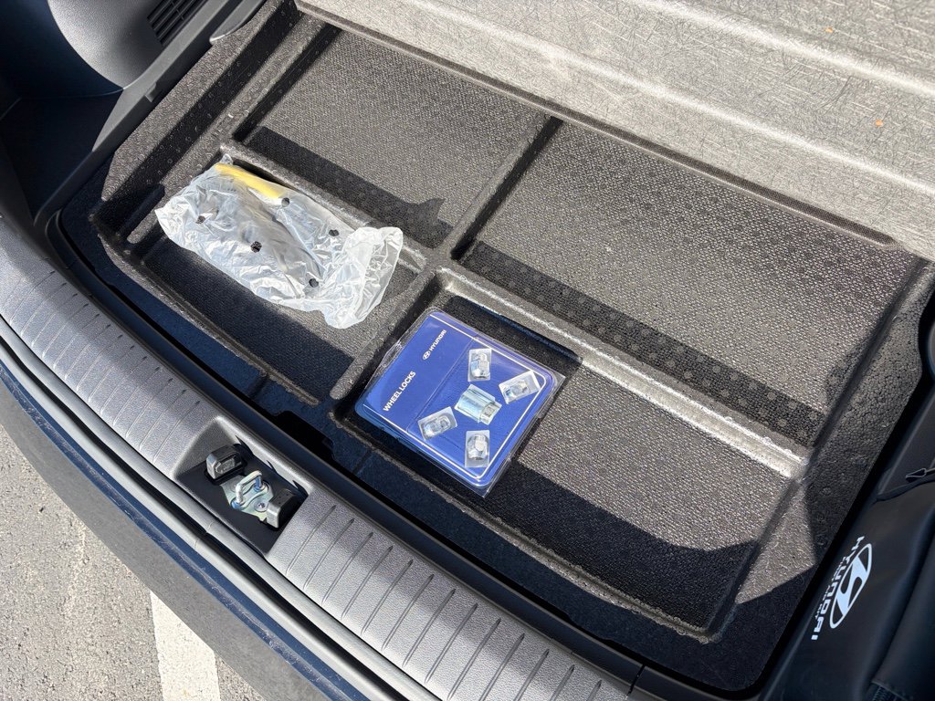 Used 2023 Hyundai Kona Limited w/ Cargo Package image 27