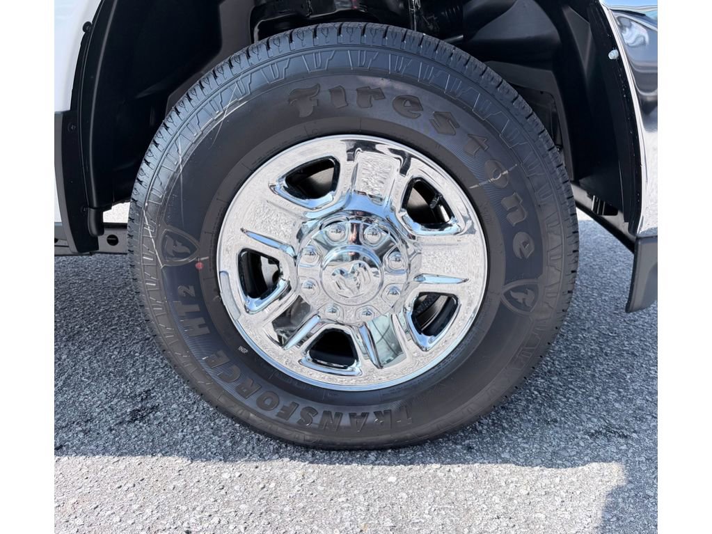 New 2026 RAM 2500 Tradesman w/ Chrome Appearance Group AWD/4WD image 32