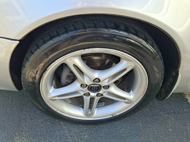 Used 2001 Volvo C70 LT FWD image 4