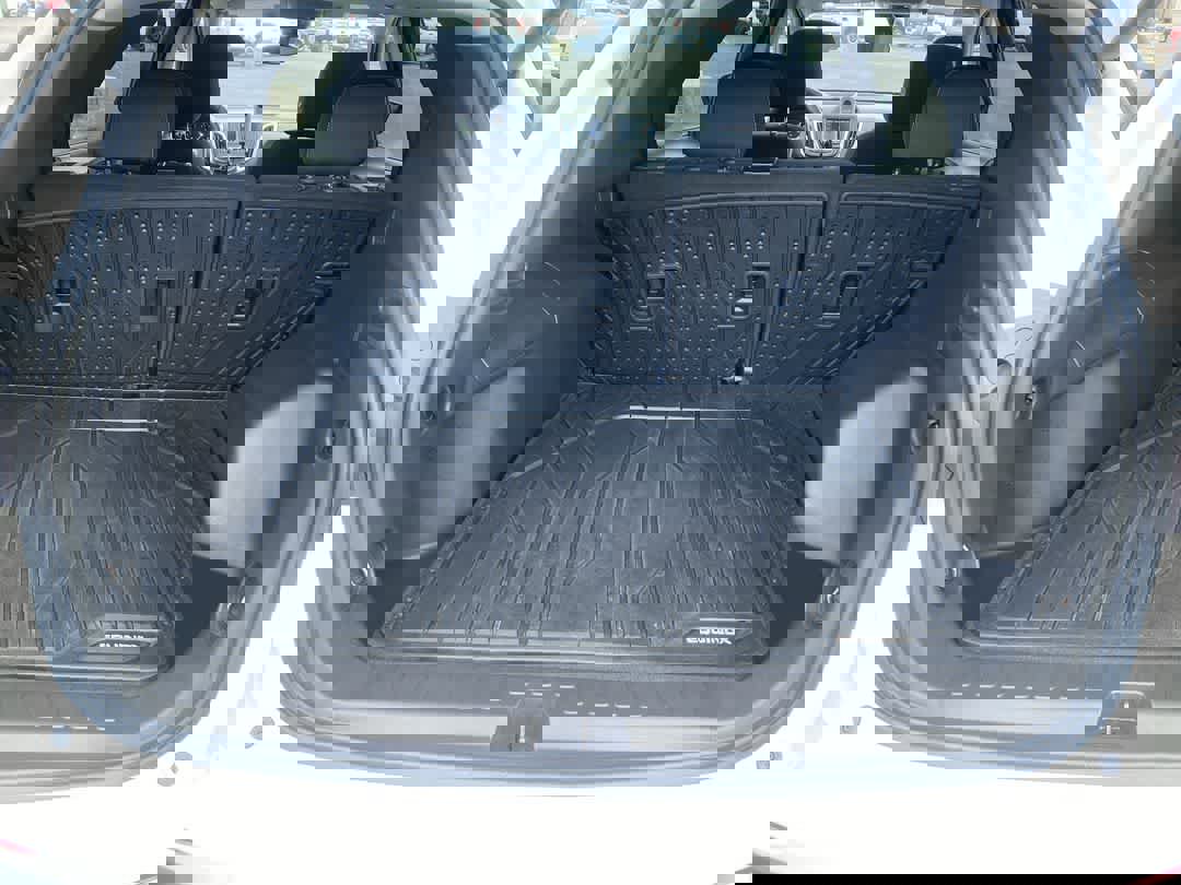 Used 2024 Chevrolet Equinox LT w/ LPO, Floor Liner Package image 22