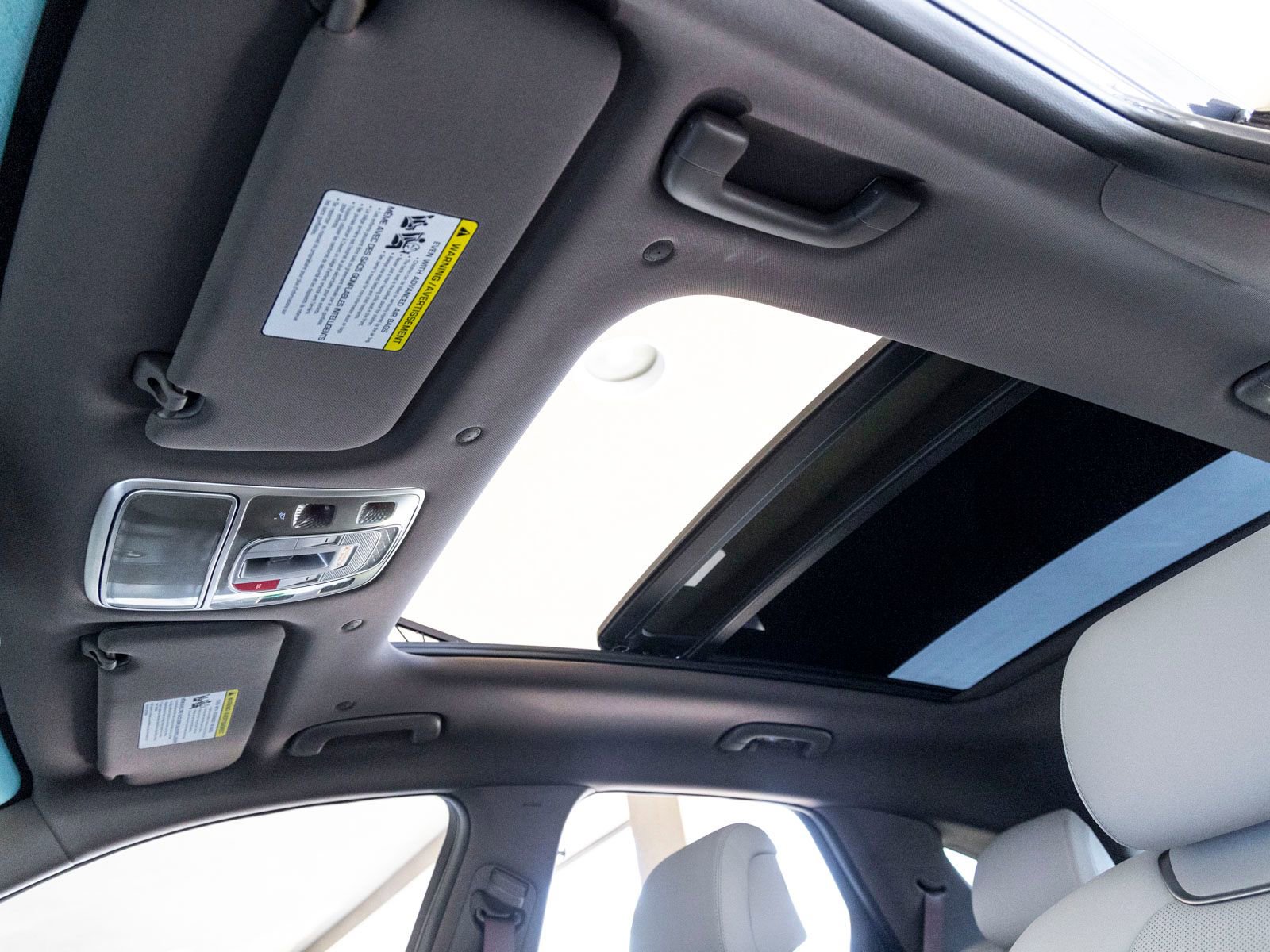 Used 2026 Genesis GV70 2.5T Advanced image 16