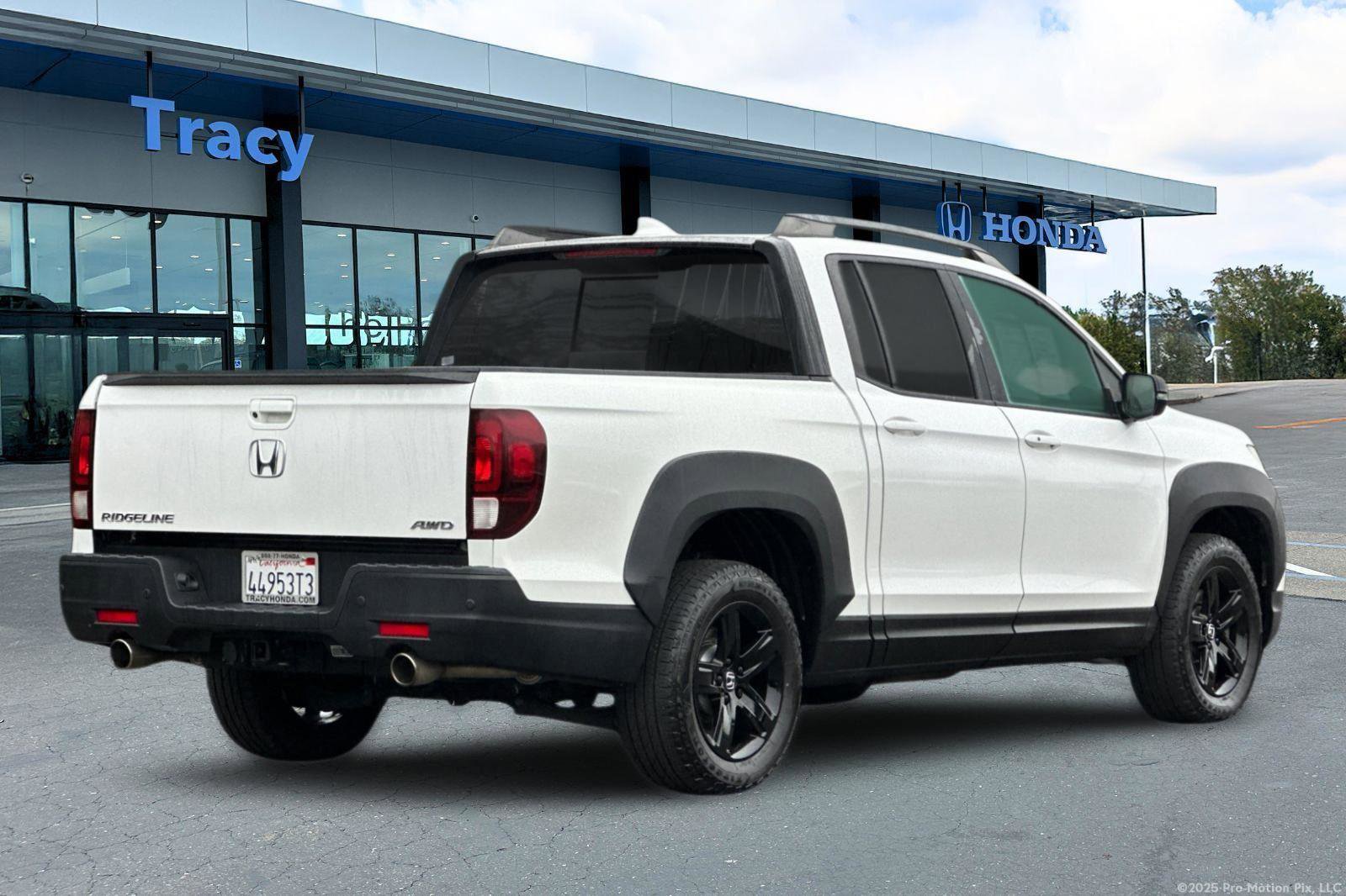 Certified 2023 Honda Ridgeline Black Edition image 6