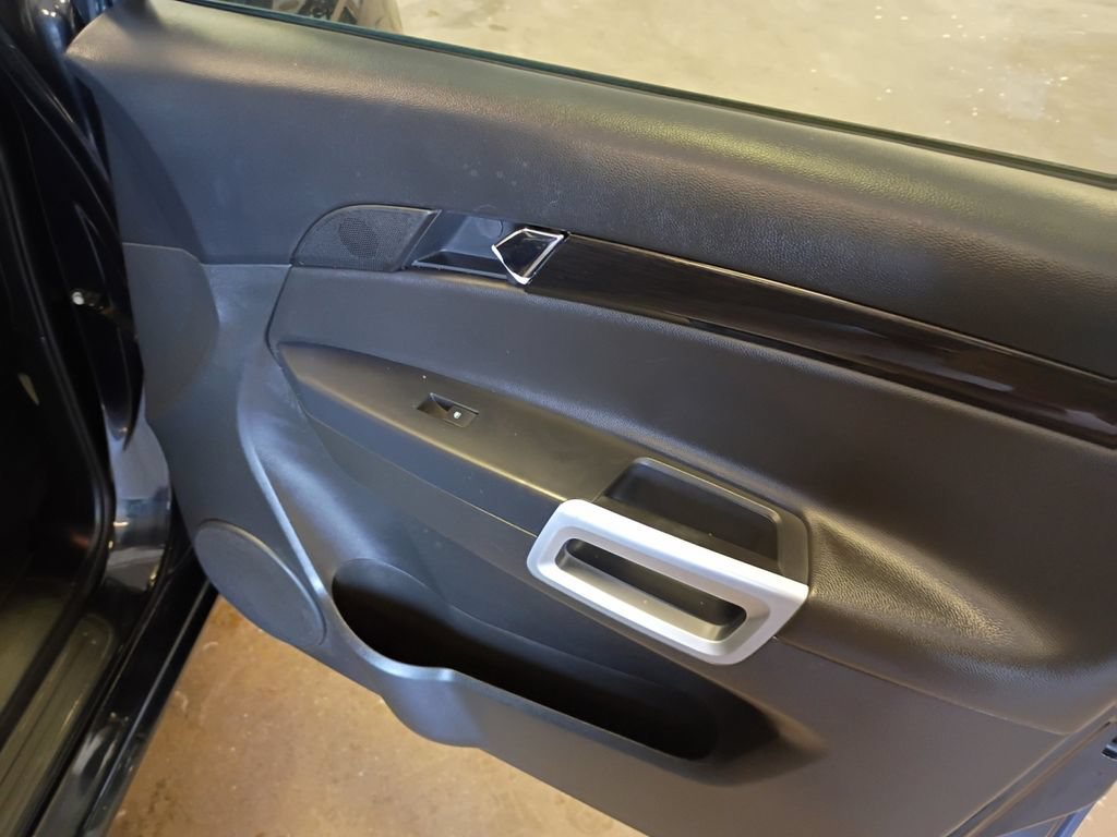 Used 2014 Chevrolet Captiva Sport LT w/ Convenience Package FWD image 34