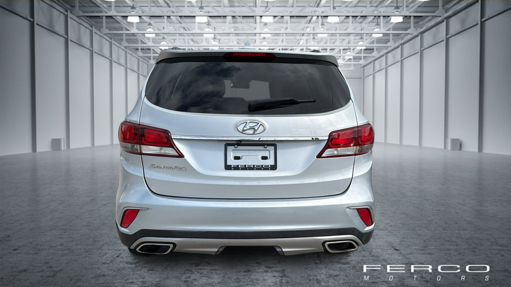 Used 2017 Hyundai Santa Fe SE FWD image 4