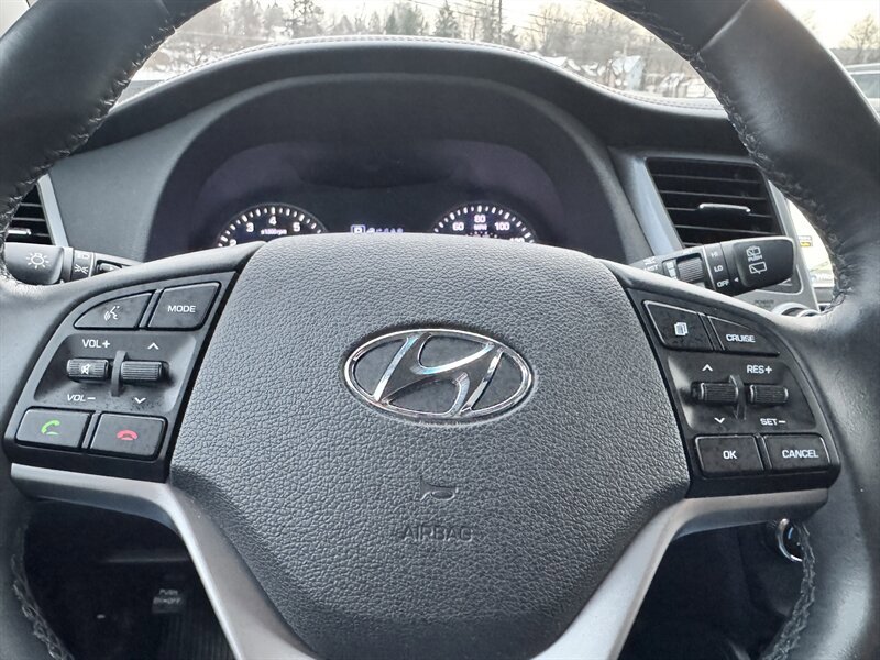 Used 2018 Hyundai Tucson SEL Plus AWD/4WD image 11