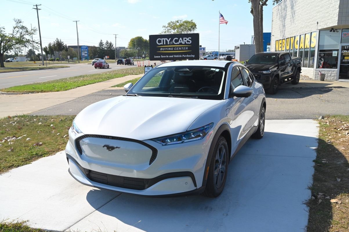 Used 2022 Ford Mustang Mach-E Select w/ Comfort/Technology Package
