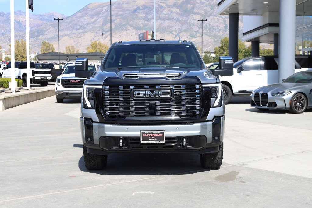 New 2026 GMC Sierra 2500 Denali Ultimate w/ LPO, Black Badging Package AWD/4WD image 9