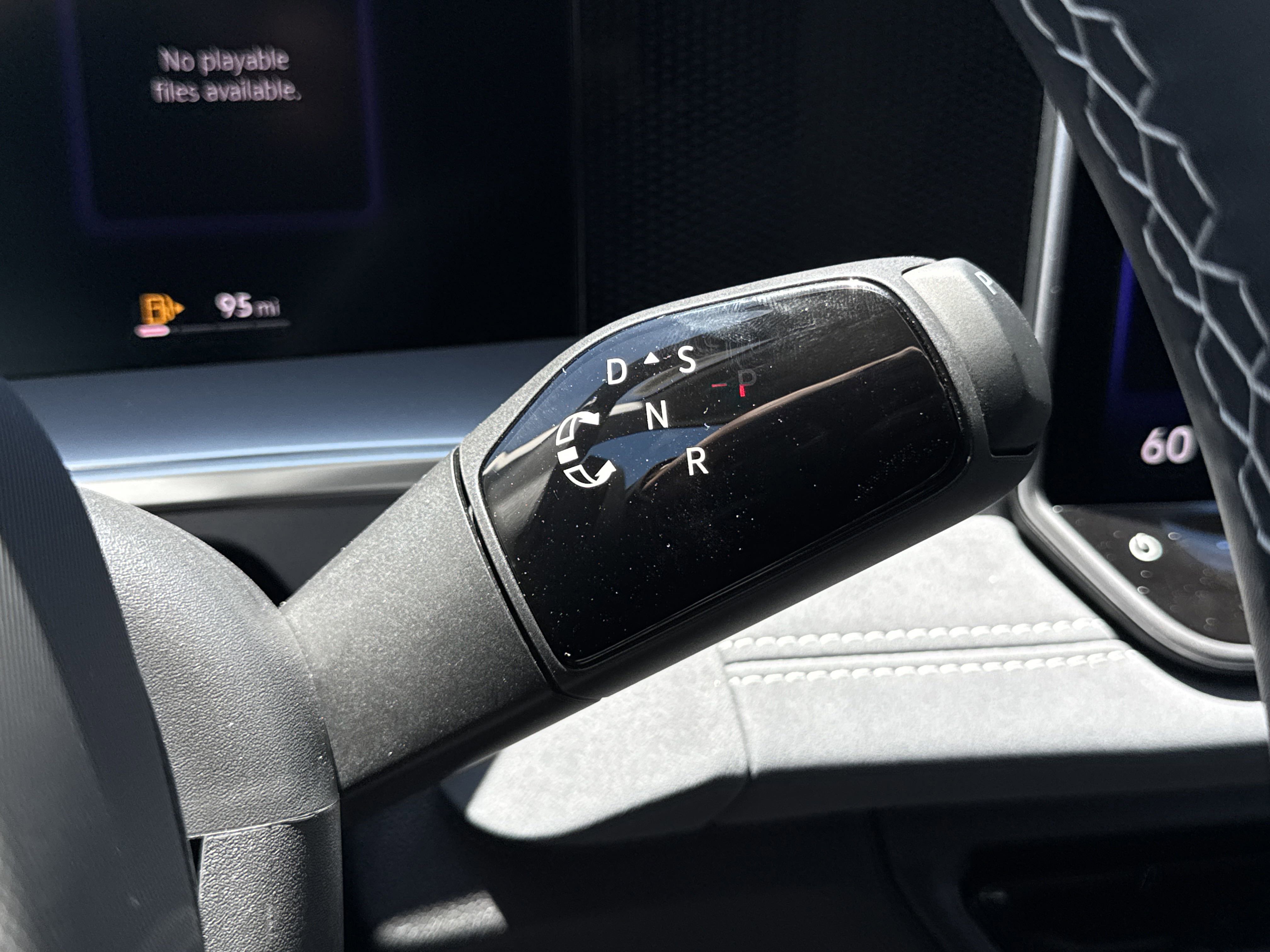 Certified 2026 Volkswagen Tiguan SE FWD image 43