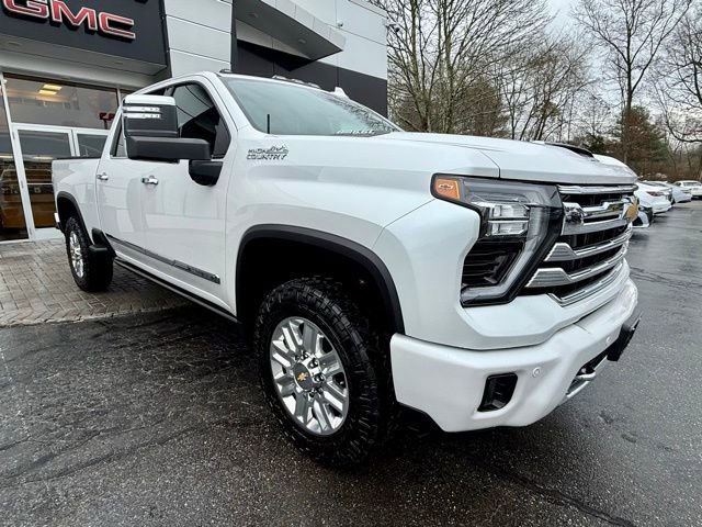 Used 2025 Chevrolet Silverado 2500 High Country w/ Technology Package image 6