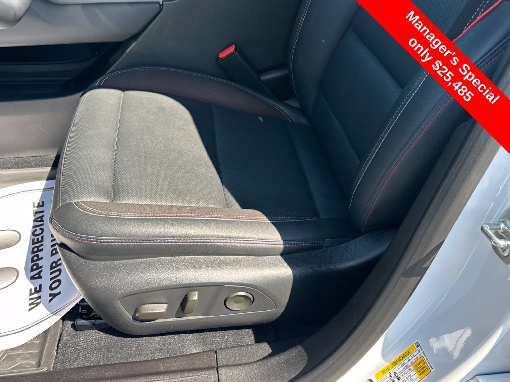 Used 2024 Chevrolet Equinox EV RS FWD image 10