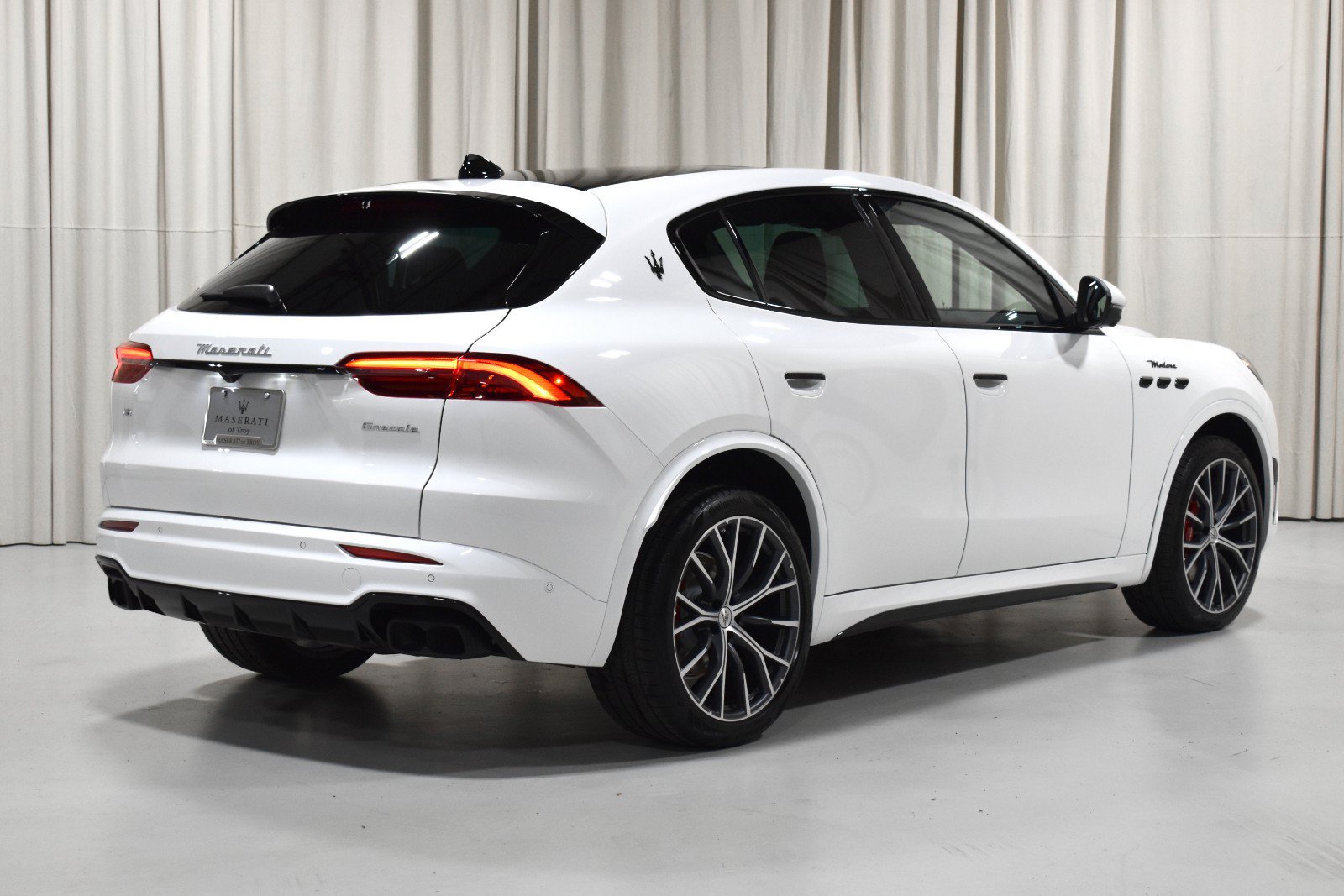 New 2027 Maserati Grecale Modena AWD/4WD image 5