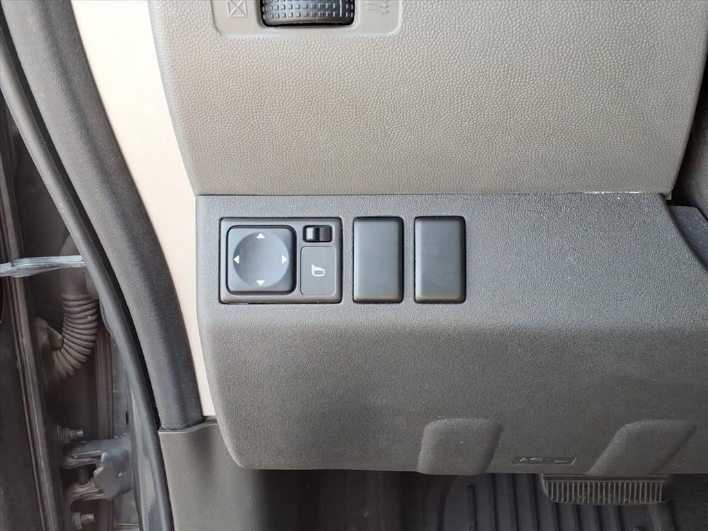 Used 2007 Nissan Xterra SE w/ Tow Pkg image 19