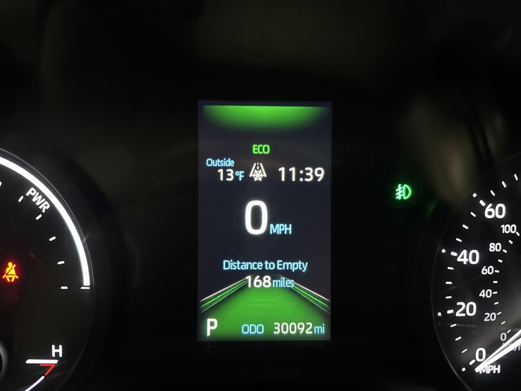 Used 2024 Toyota Sienna XSE image 11