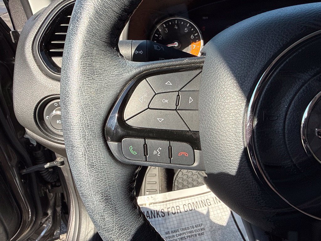 Used 2017 Jeep Renegade Altitude AWD/4WD image 23