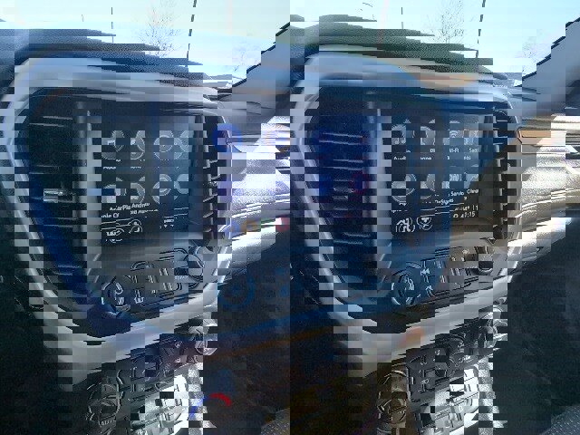 Used 2023 GMC Acadia SLE w/ Driver Convenience Package image 13