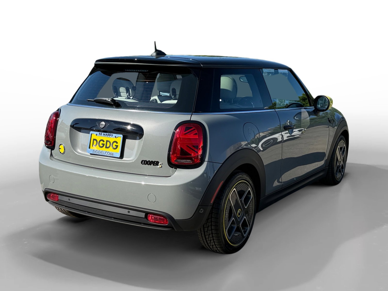 Used 2022 MINI Cooper SE image 5