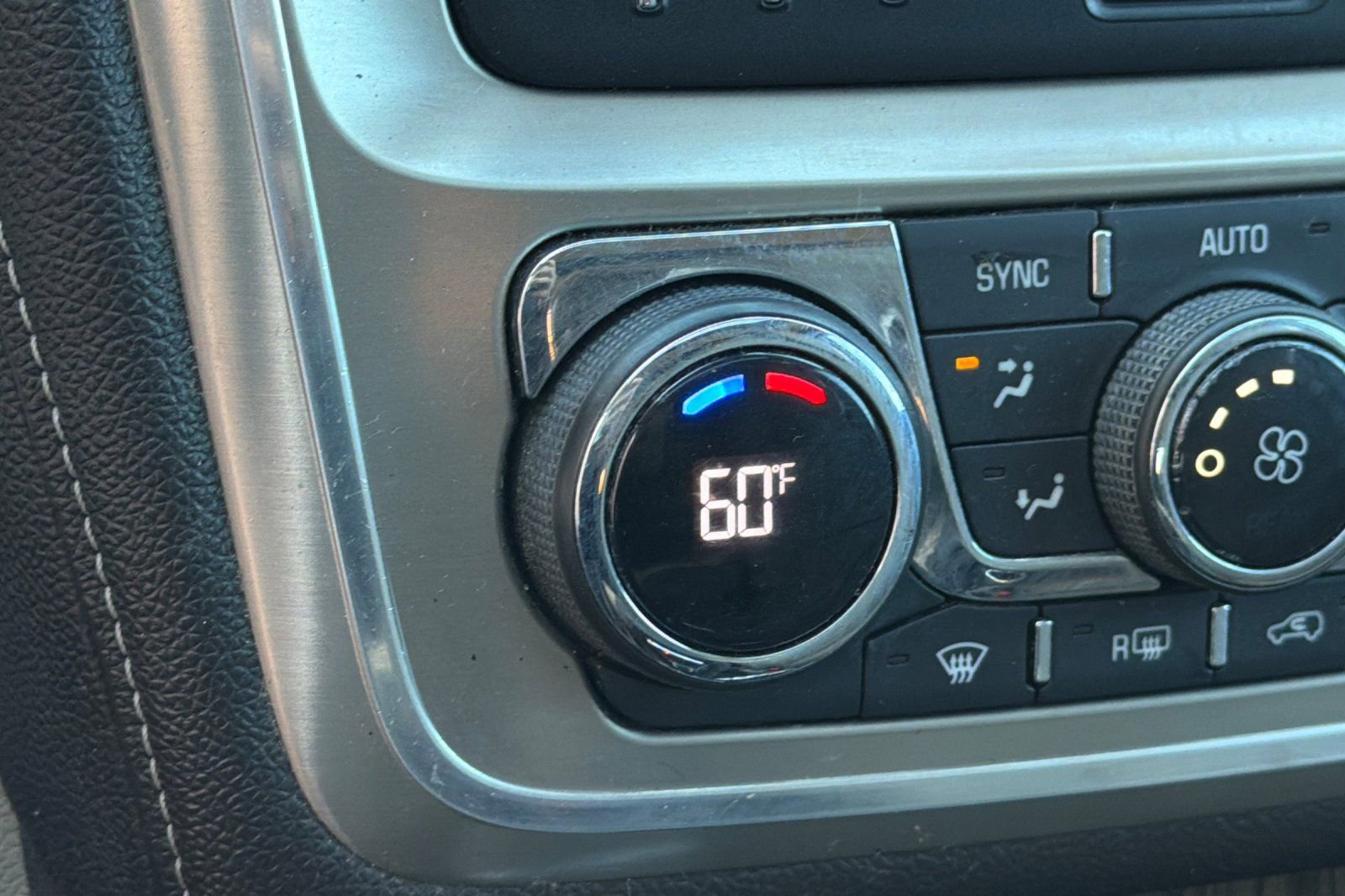 Used 2015 GMC Acadia Denali AWD/4WD image 29