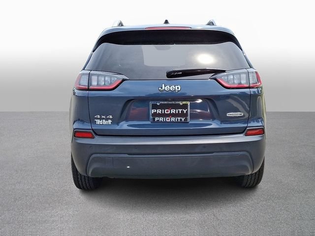 Used 2019 Jeep Cherokee Latitude Plus AWD/4WD image 5