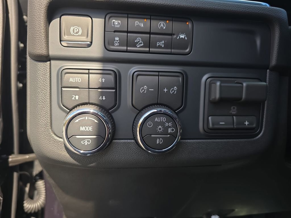 New 2026 Chevrolet Tahoe High Country image 25