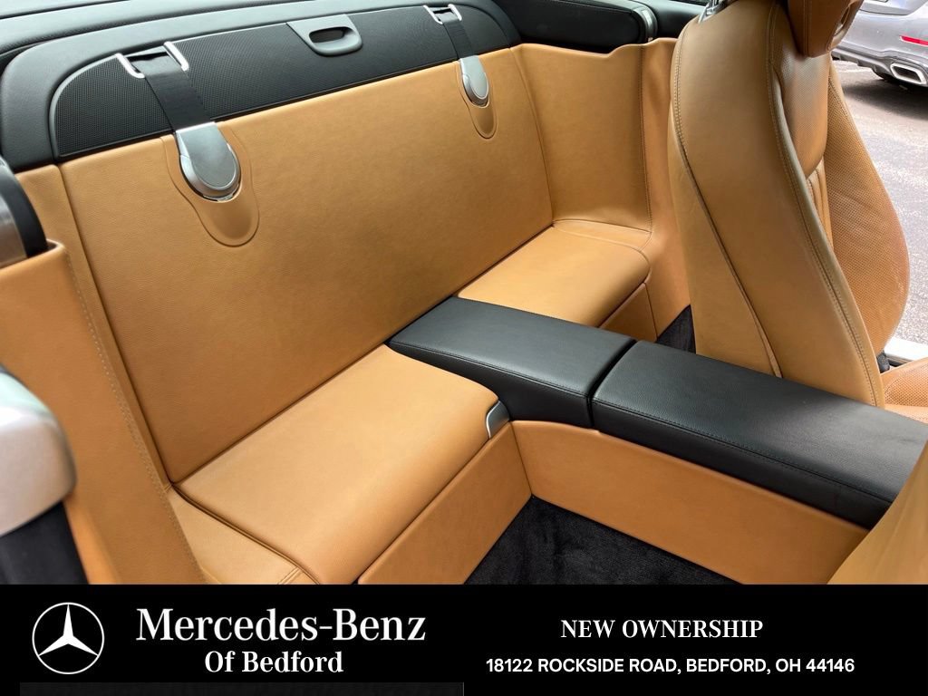 Used 2011 Mercedes-Benz SL 550 image 16