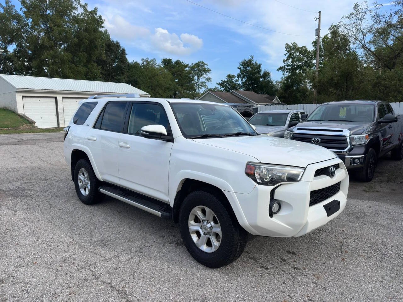 Used 2016 Toyota 4Runner SR5 Premium AWD/4WD image 3