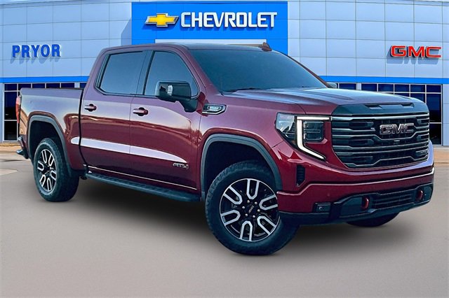 Used 2025 GMC Sierra 1500 AT4 w/ AT4 Premium Package image 1