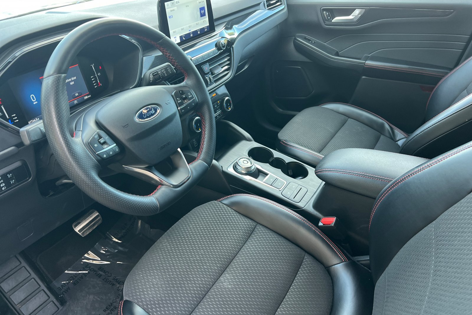 Used 2024 Ford Escape ST-Line AWD/4WD image 11