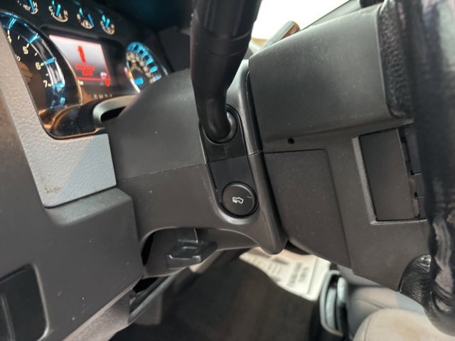 Used 2013 Ford F150 XLT w/ Luxury Equipment Group image 17