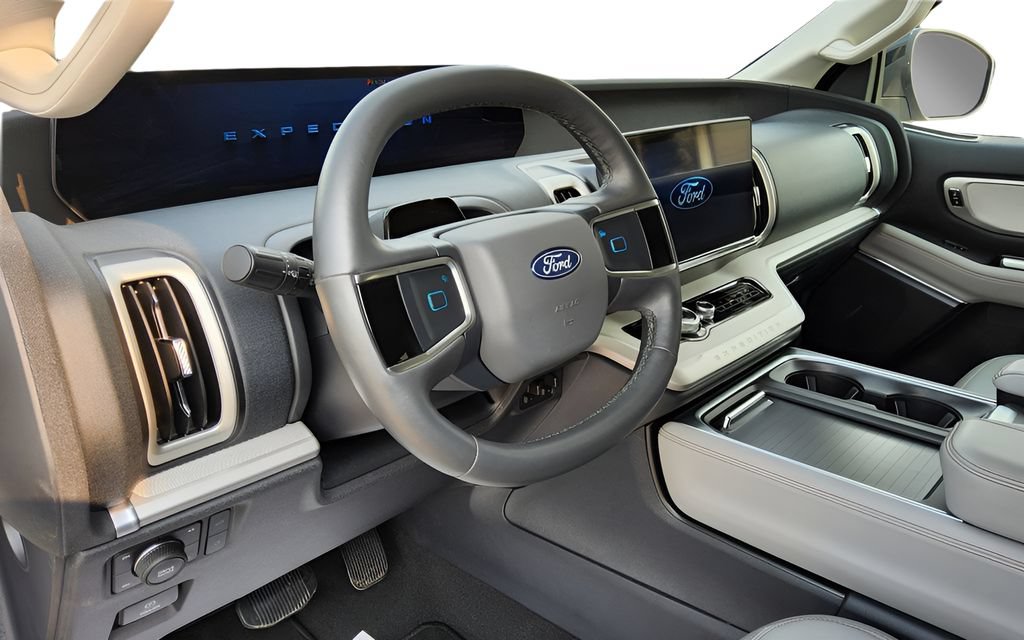Used 2025 Ford Expedition Active AWD/4WD image 21