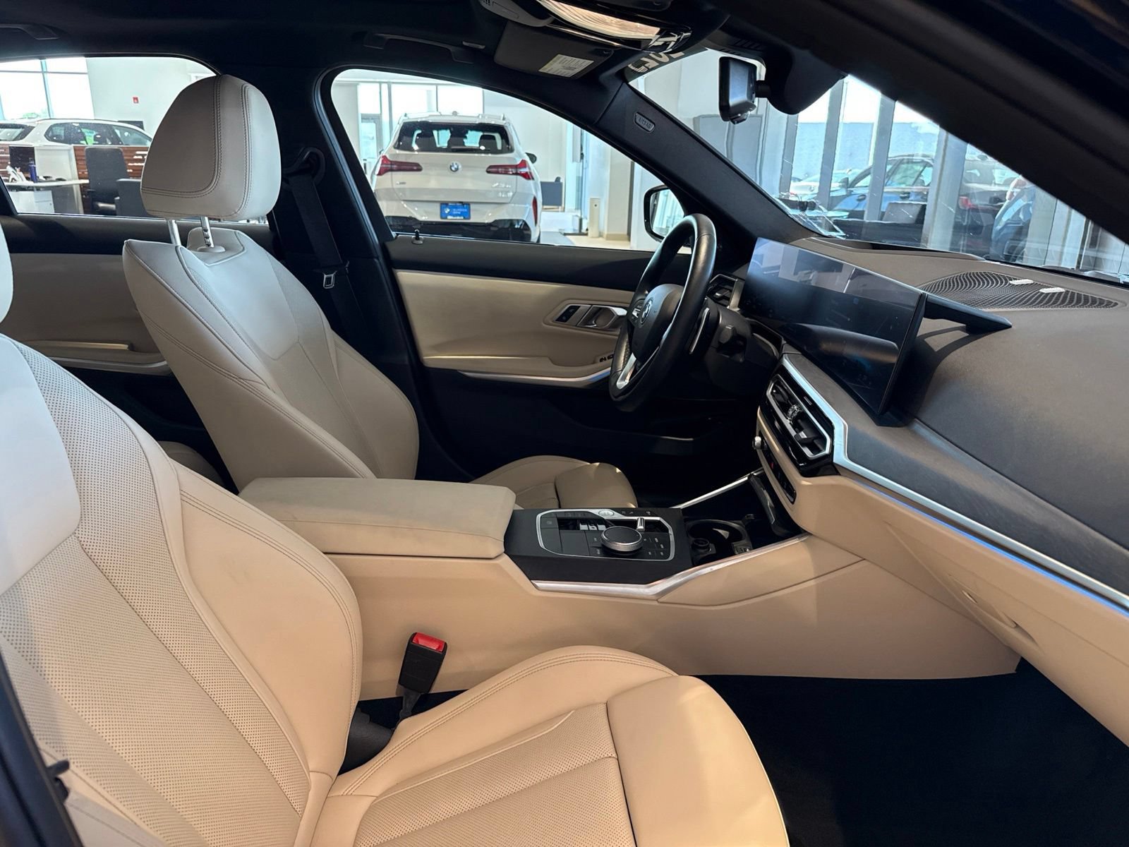 Certified 2023 BMW 330e xDrive w/ Premium Package AWD/4WD image 34