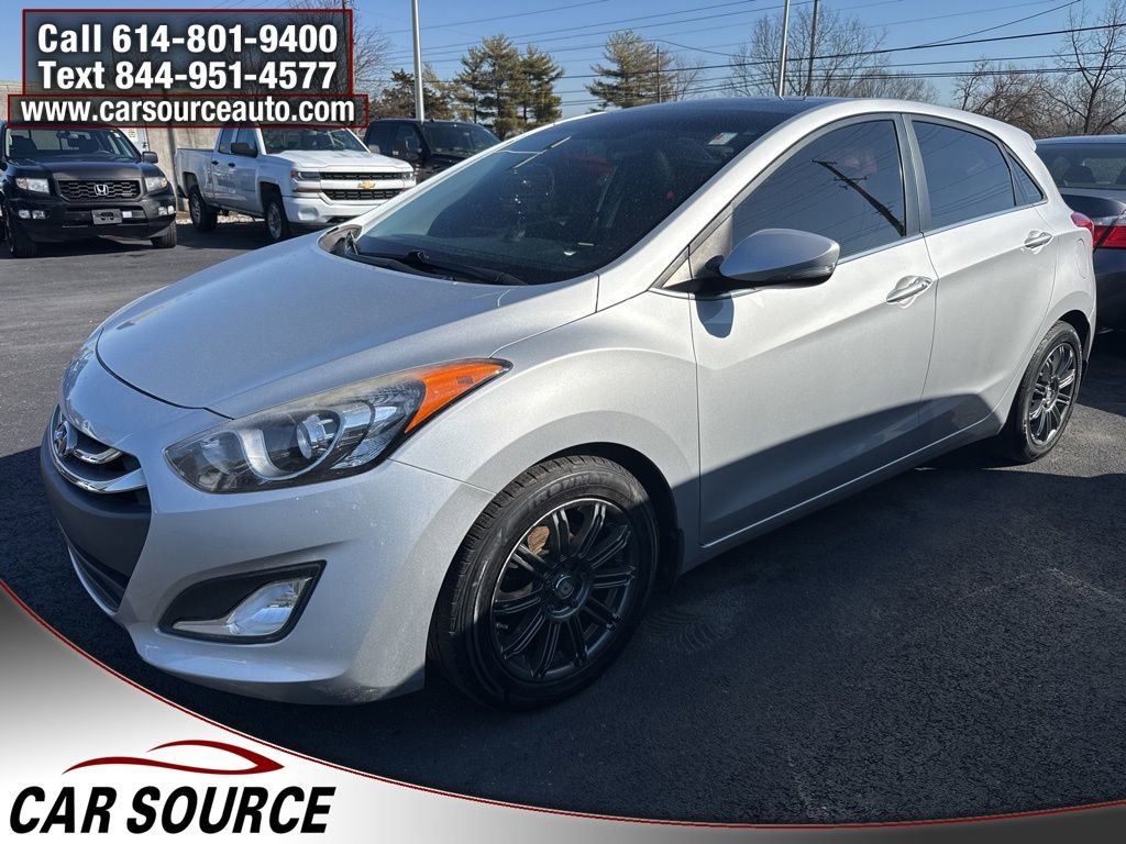Used 2013 Hyundai Elantra GT w/ Style Pkg image 2