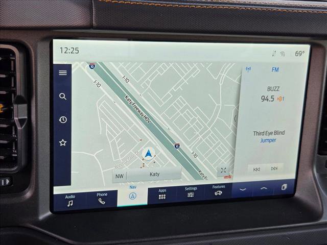 Used 2024 Ford Bronco Badlands image 14