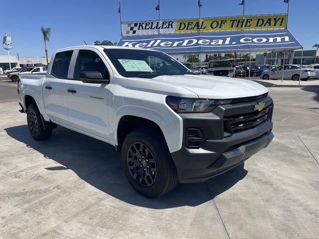 Used 2025 Chevrolet Colorado W/T w/ WT Custom Package RWD image 2