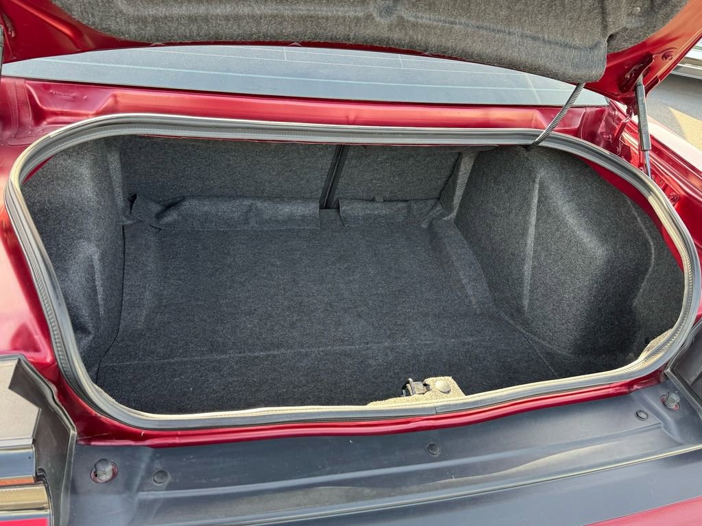 Used 2019 Dodge Challenger SXT image 16