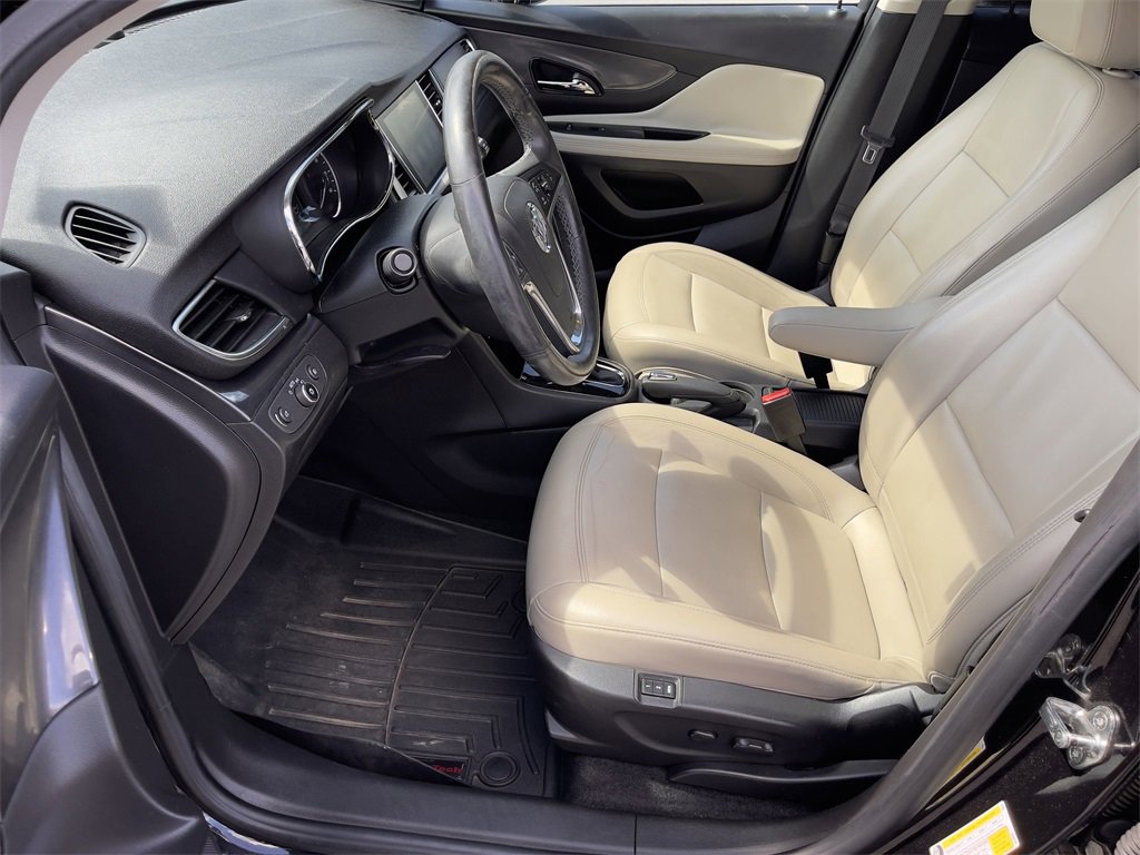 Used 2018 Buick Encore Premium w/ Experience Buick Package image 10