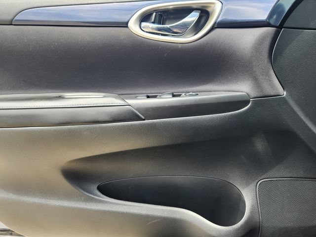 Used 2019 Nissan Sentra SR FWD image 23